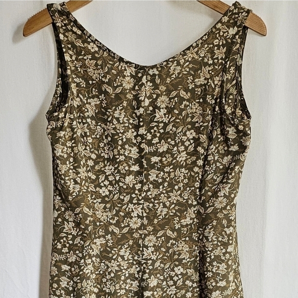 GAP Green Floral Sleeveless Midi Dress - Picture 11 of 16